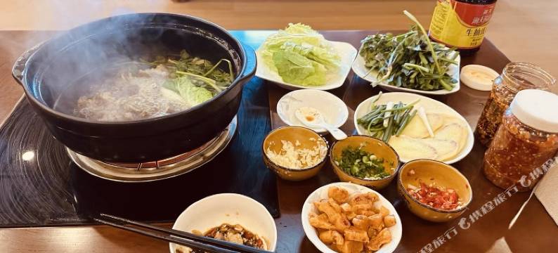 香格里拉山下山野火供氧民宿(普达措国家公园店)图片