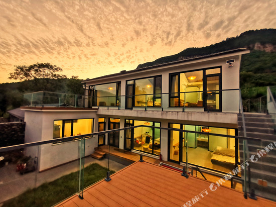 济南南山石头小院民宿