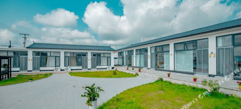 塞罕坝陌上花开民宿图片