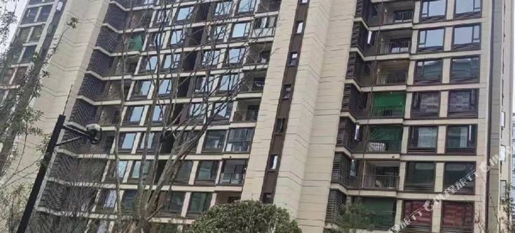 栖牛投影自助民宿(成都西站店)图片