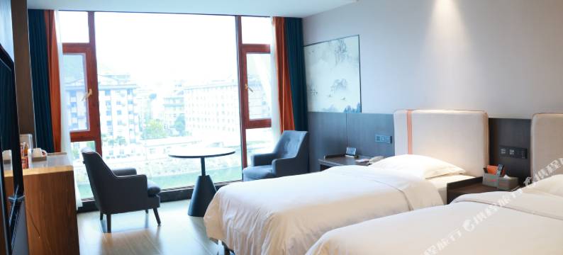 岚皋吉泰盛世酒店图片