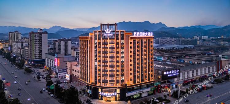 万桥国际大酒店图片