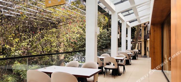 普格温泉酒店图片