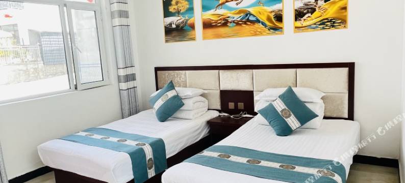 麦积山石窟绿茵阁农家乐图片