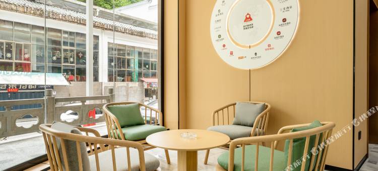 亚悦酒店(吉安井冈山景区博物馆店)图片