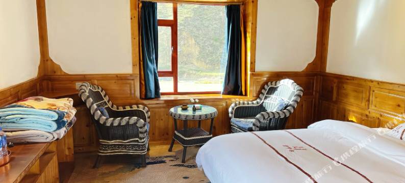 郎甲仓民宿(子梅垭口店)图片