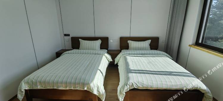 余姚山蔚拾光民宿图片