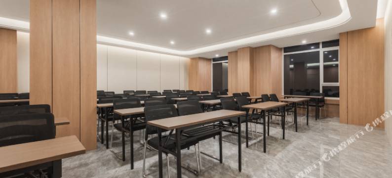 艾扉酒店(邯郸邯馆公路辛安镇店)图片