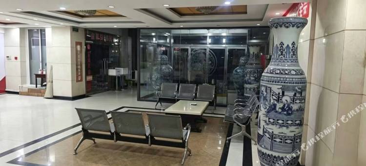 唐泊青年旅社(唐山火车站店)图片