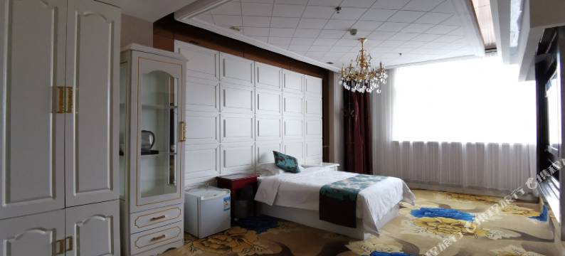 时泰酒店(锡林浩特重庆路店)图片