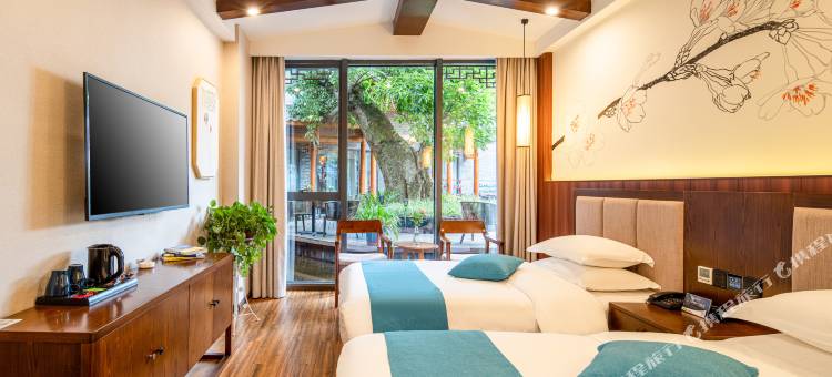 安境.老树院子(峨眉山风景区店)图片