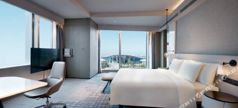 深圳国际会展中心皇冠假日酒店图片