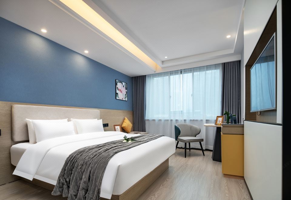  Hotel Overview