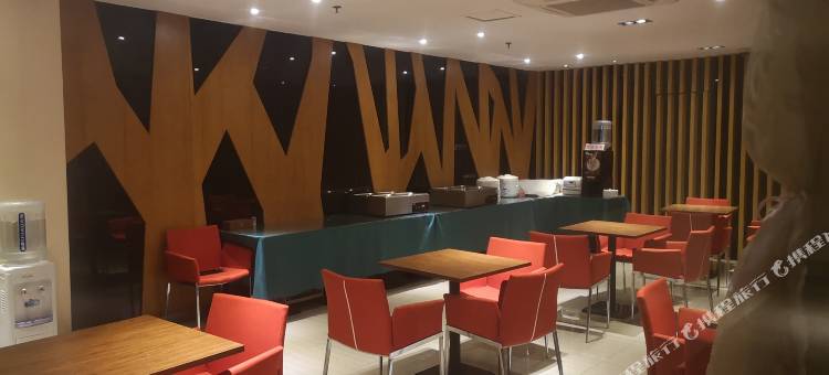 速8酒店(中山富华汽车总站店)图片