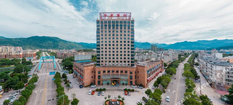 云和华威国际大酒店图片