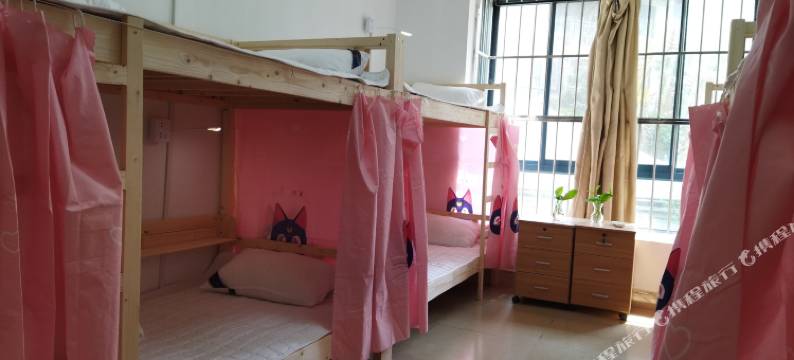 关于你的风景青年旅舍(广西大学地铁站店)图片