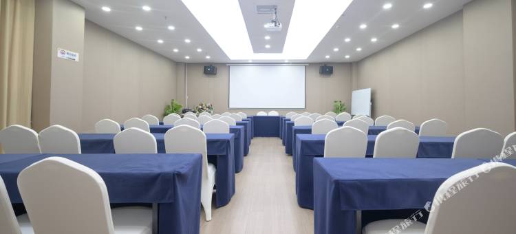 南充唯朵江景酒店图片