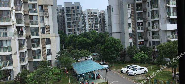 武汉吉旺公寓(武汉华夏理工学院店)图片