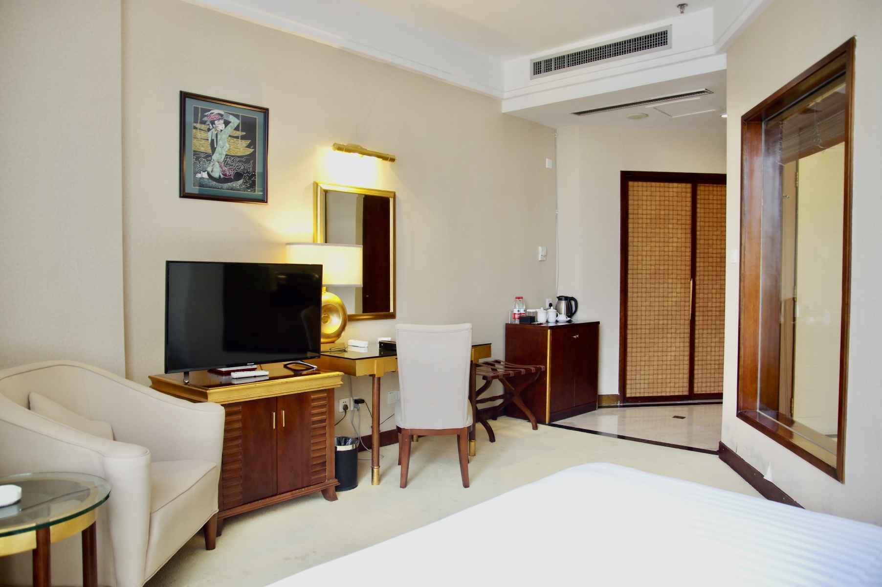 Huaxi HotelHotel Overview