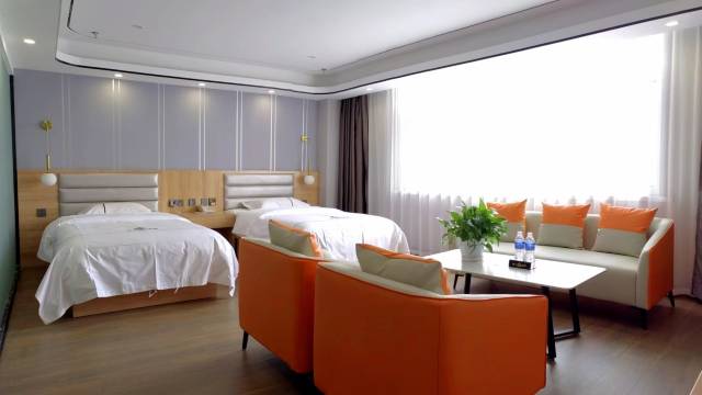 东乌旗亚丁商务宾馆