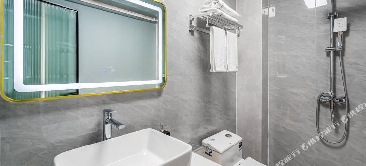 楚雄骅烨影视酒店(彝海公园店)图片