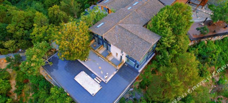 武当山福地居33号高山美宿图片