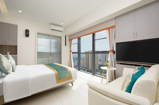 璞悦设计酒店(武汉红钢城地铁站店)