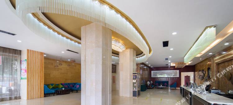 铂宫丽晶酒店(横州汽车站人民政府店)图片