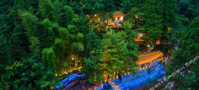 都江堰市财神山森野里私汤民宿(赵公山店)图片