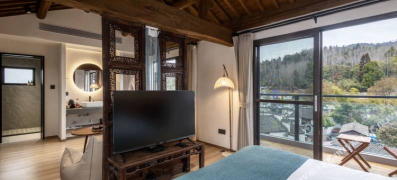 徽居·墨白里民宿(西递景区店)图片