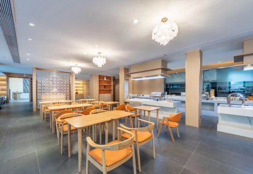 Rezen Hotel (Suqian Wanda Plaza Xiangwang East Road Branch) Hotel Overview