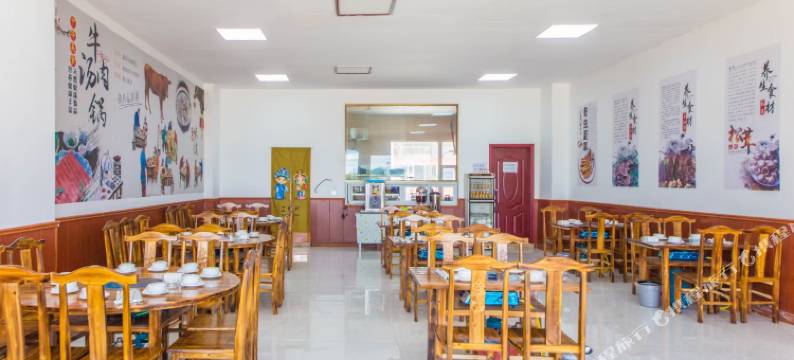 若尔盖宝盈大酒店图片