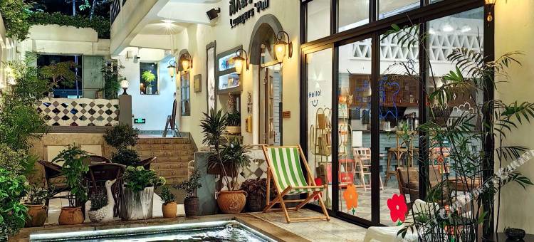 佛山喜谧私巢民宿(长鹿农庄度假区顺德站店)图片