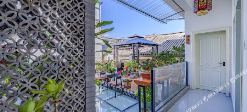 月白清望山·休闲度假Villa美宿(大理古城店)图片