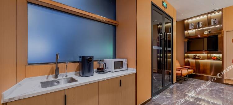 艾扉酒店(上海徐家汇宛平南路店)图片