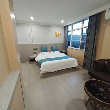 合肥湾之月宾馆(华润万象汇店)