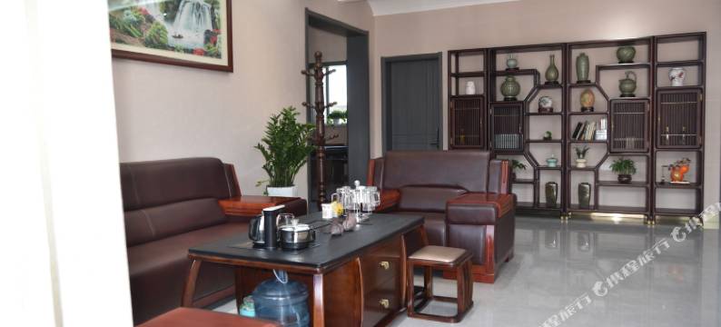 尼勒克友杏相见民宿图片