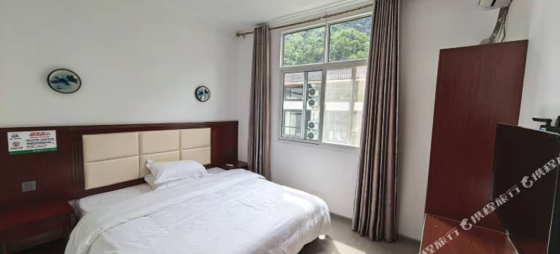 南江县光雾山镇桃园世家客栈图片