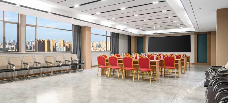 星途酒店(新乡市辉县学院路店)图片