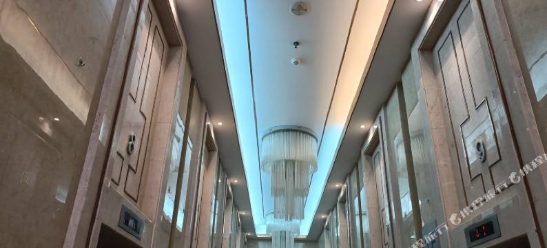 蓝湾拾光青年旅舍(中澳友谊花园万达广场店)图片