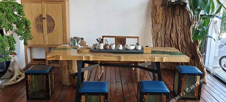 亚悦酒店(重庆解放碑步行街洪崖洞店)图片