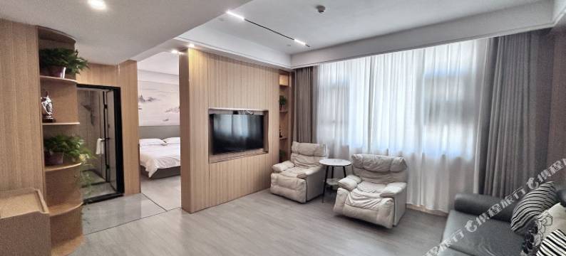 途客中国轻居酒店(百里奚南路南阳站店)图片