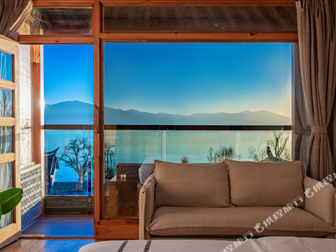 大理映海月海景客栈