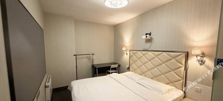 轻住酒店·爱尚精选(学苑广场地铁站店)图片