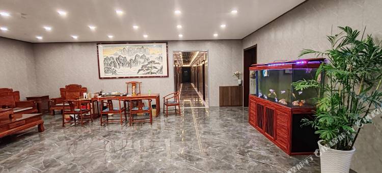 轻住酒店(泰安天外村店)图片