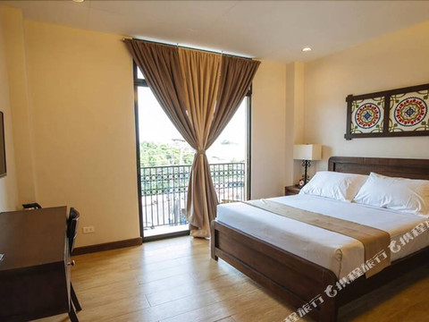 卡萨鲁宾和特里亚厨房