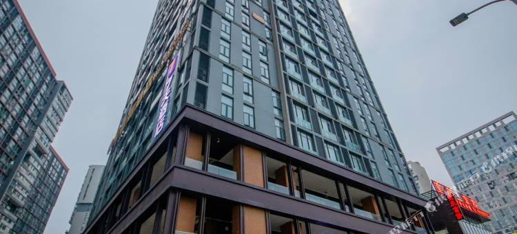 云上酒店(贵阳高铁北站店)图片