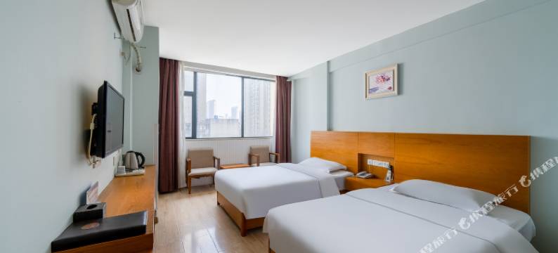 武汉泽睿酒店(武汉第一技术学校十里铺地铁站店)图片