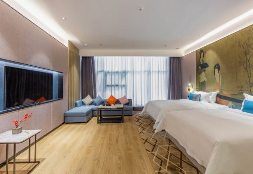 Yuerong Qiju Hotel (Xi'an Huimin Street Bell Tower Subway Station) Hotel Overview