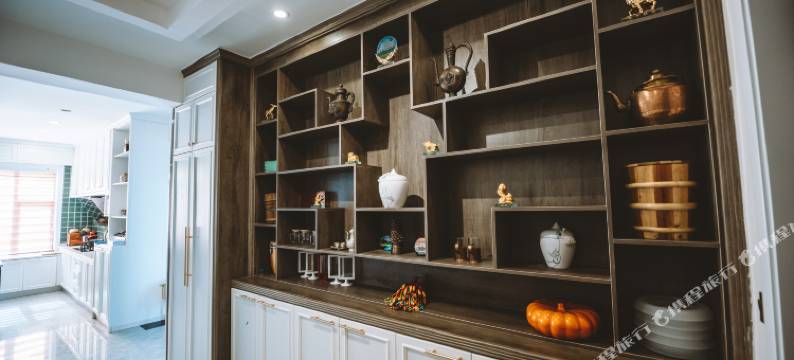 青海湖混序白房子民宿图片